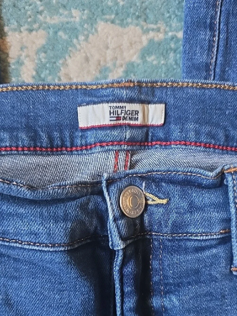 Tommy Hilfiger Women's Medium Blue Skinny Jeans with Frayed Hem